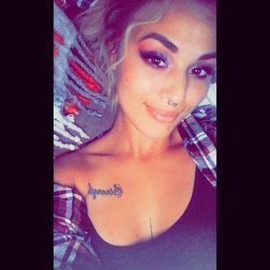 Meet your Posher, Faith